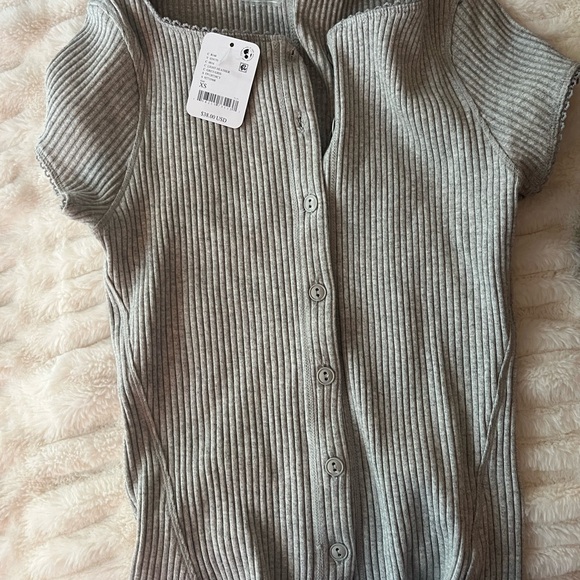 Free People Gray Ribbed Button-Up Women's Top - Picture 1 of 2